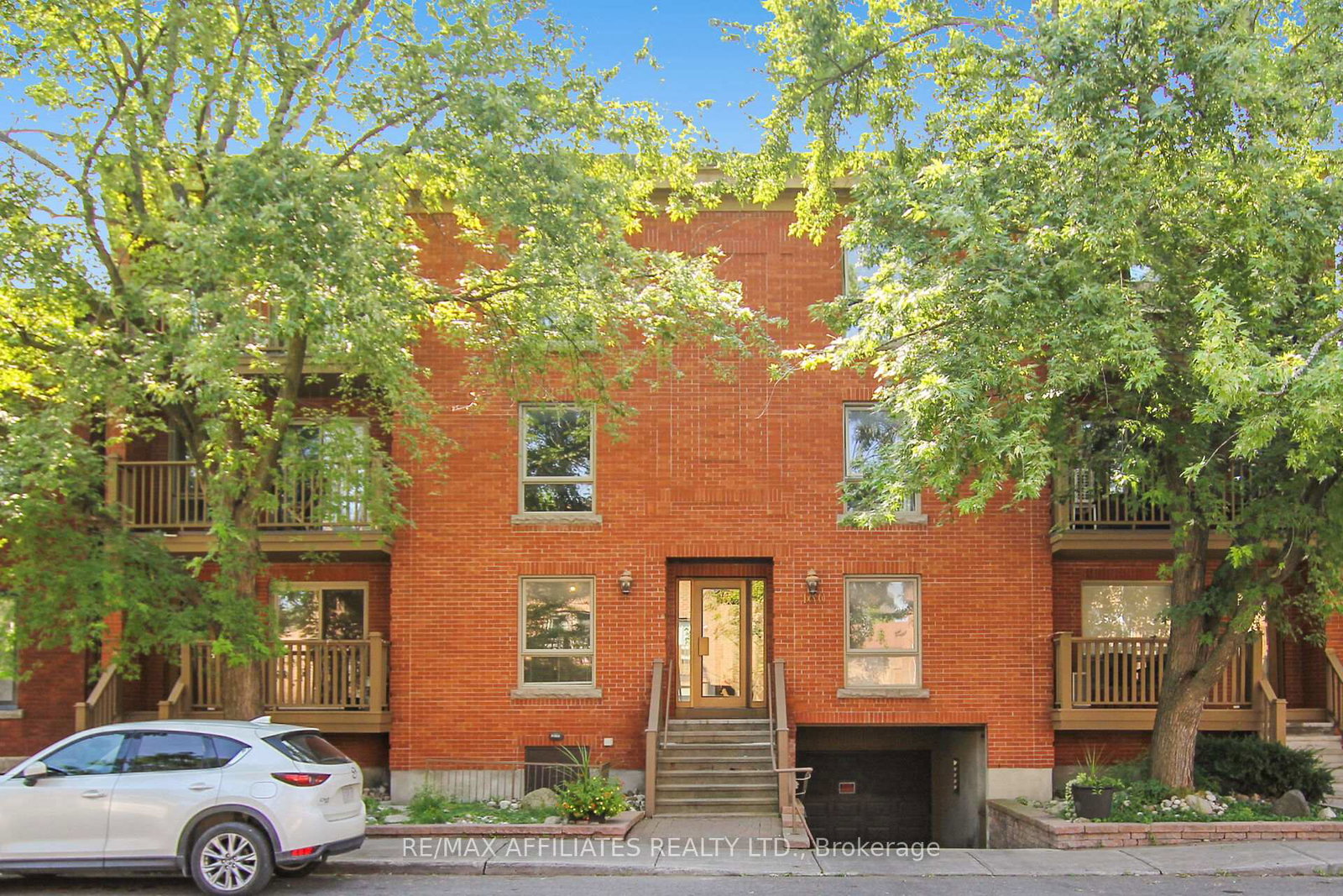 160-bruyere-street-ottawa-ontario-x13837974