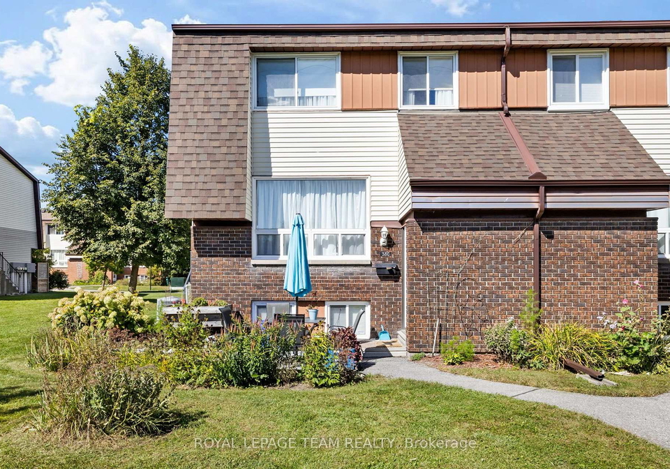38-woodvale-ottawa-ontario-x13838204