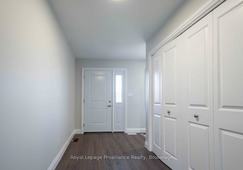 44-mackenzie-john-crescent-brighton-ontario-x13838358