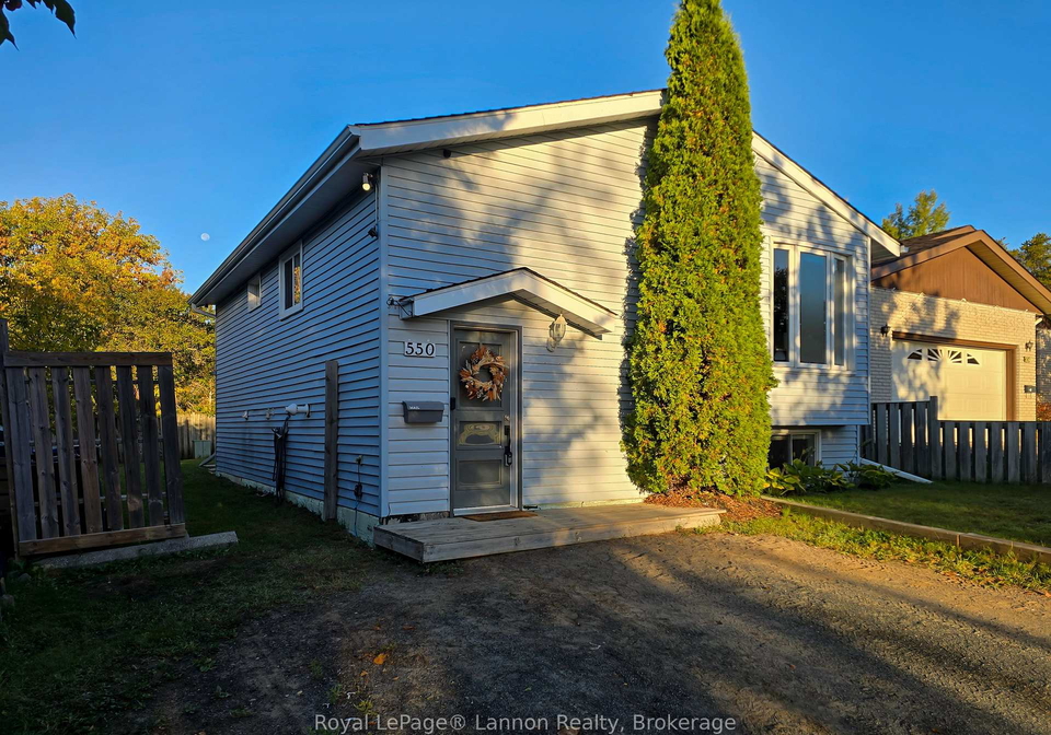 550-lanark-crescent-thunder-bay-ontario-x13838376