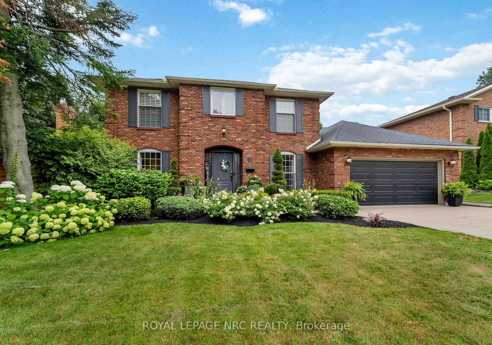 42-foresthill-crescent-pelham-ontario-x13838392