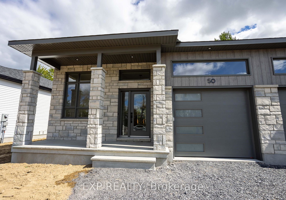 30-hughes-circle-casselman-ontario-x13838476