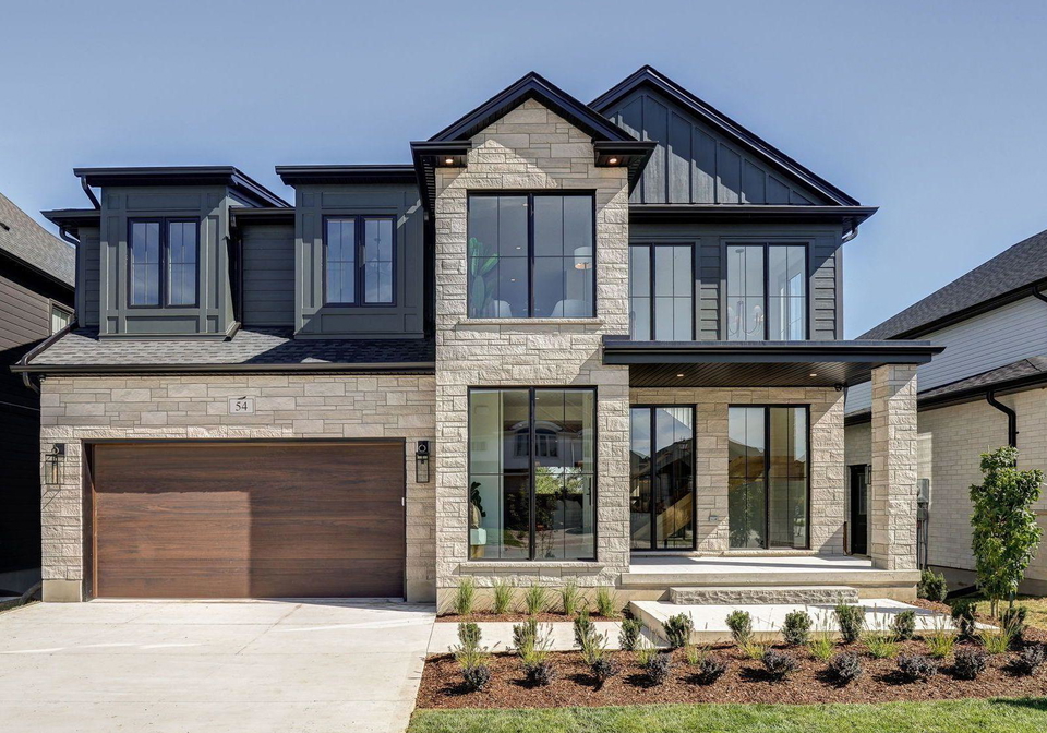 54-royal-crescent-southwold-ontario-x13838678