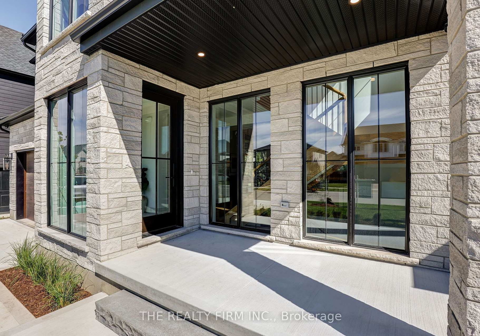 54-royal-crescent-southwold-ontario-x13838678
