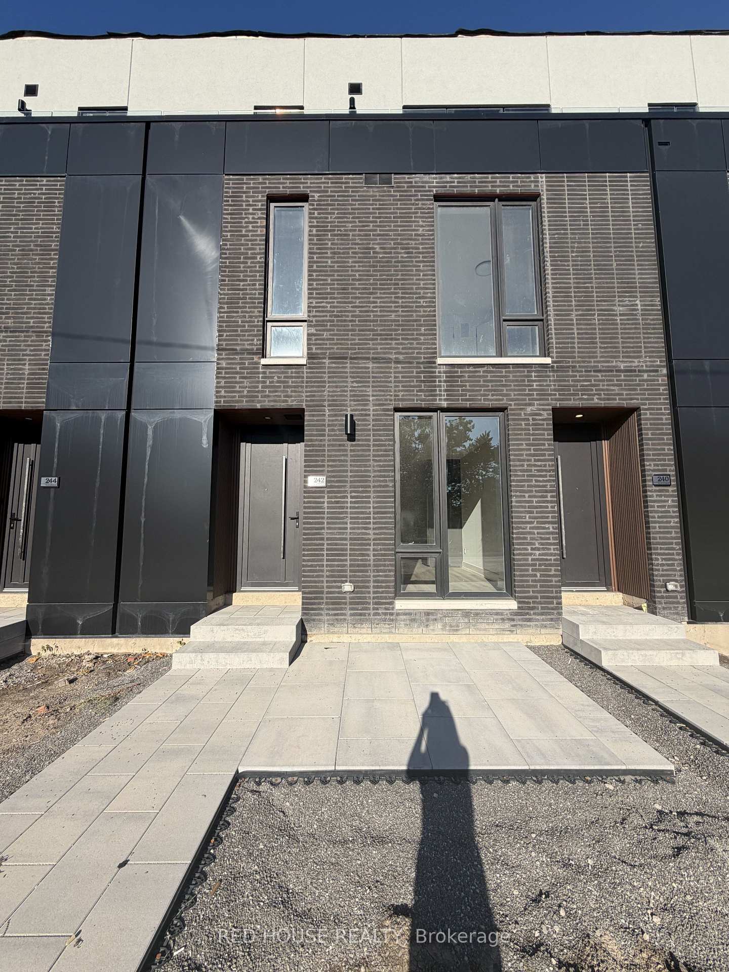 242-ellis-avenue-st-catharines-ontario-x13838900