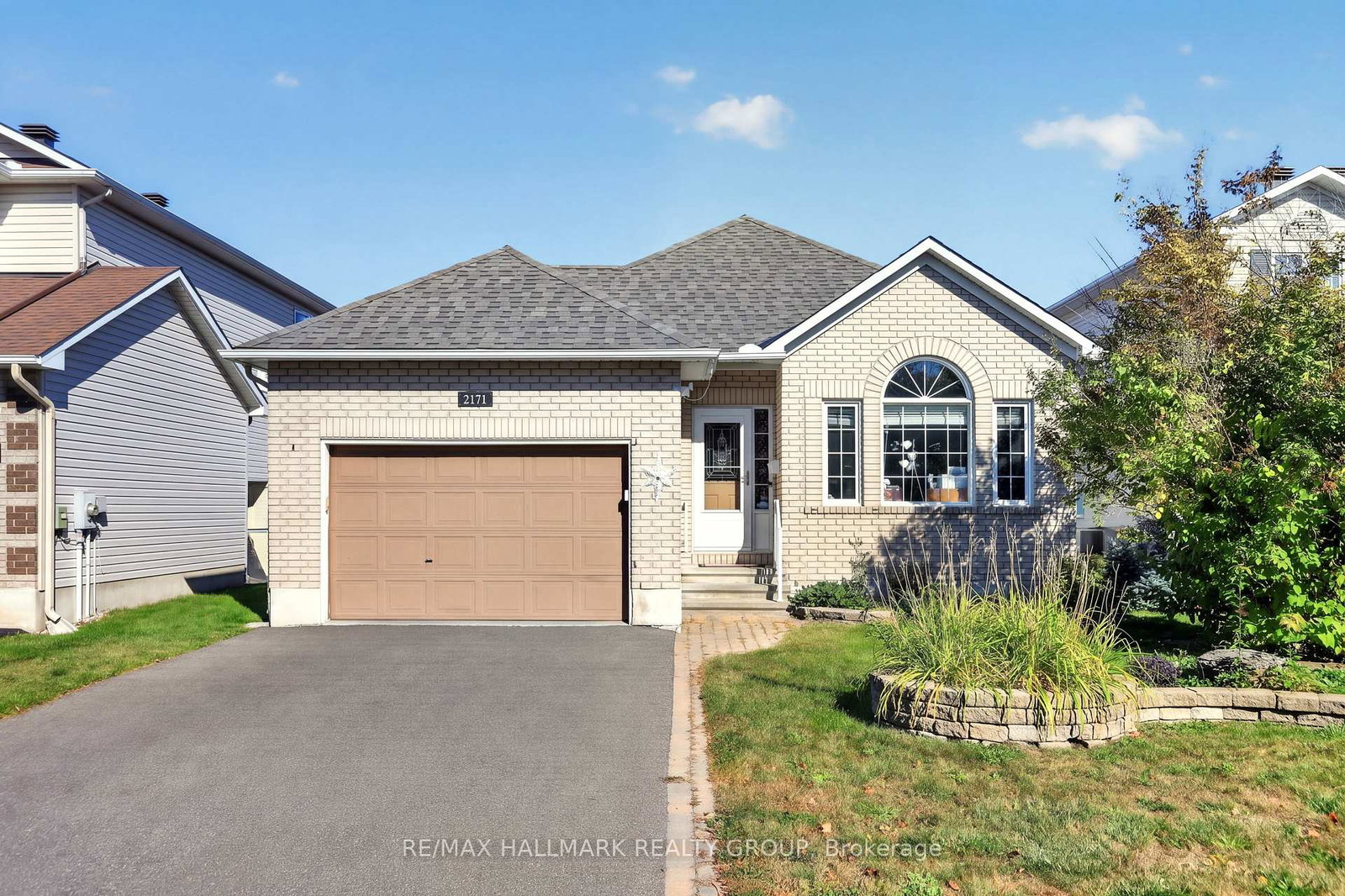 2171-descartes-street-ottawa-ontario-x13839014