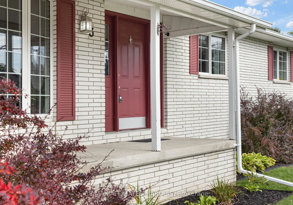 3-forest-drive-rideau-lakes-ontario-x13839356