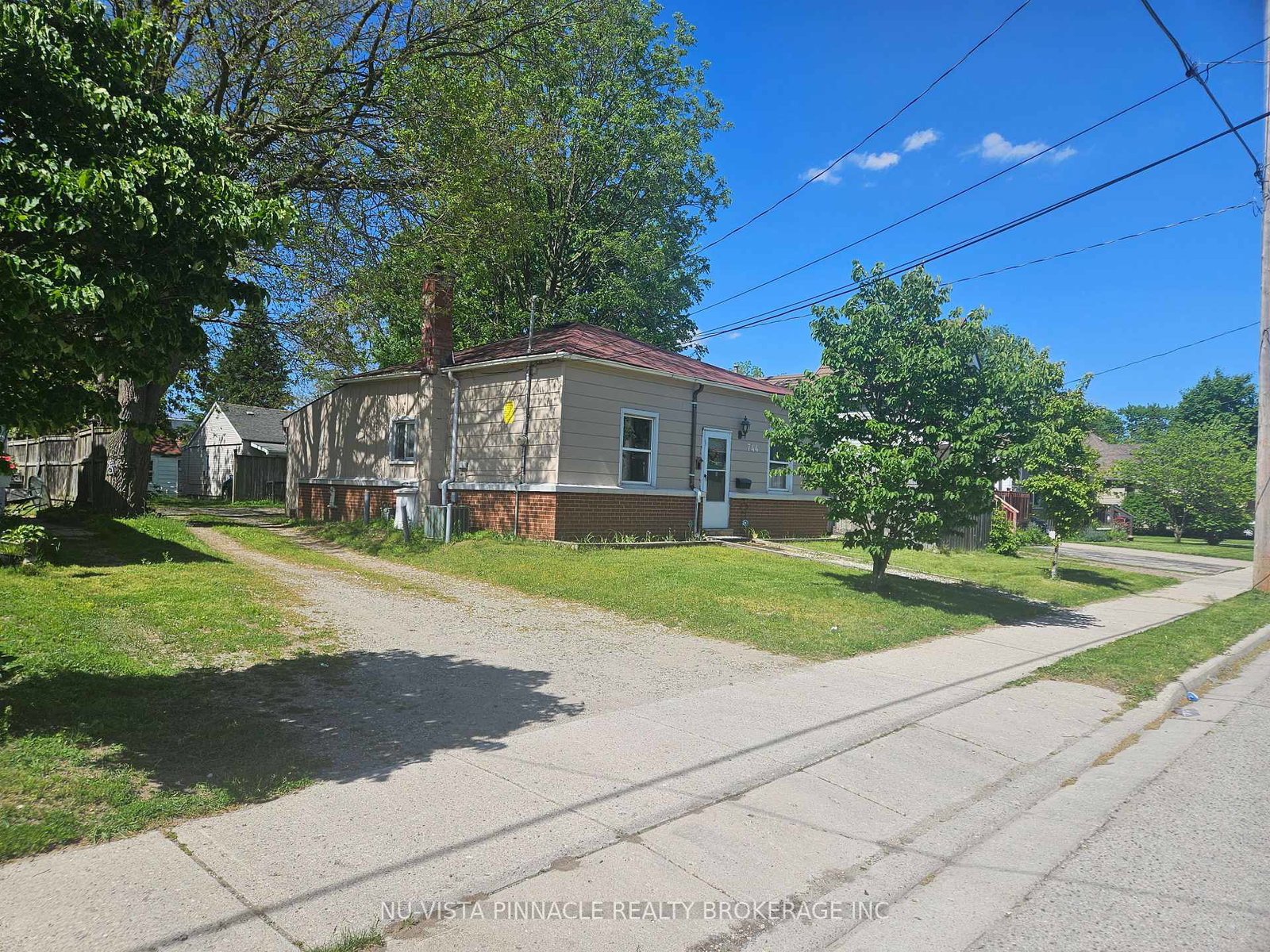 744-little-grey-street-london-east-ontario-x13839396