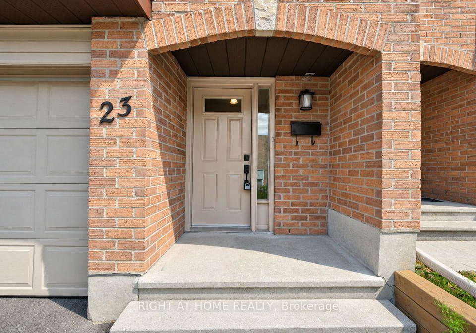 23-lightfoot-place-kanata-ontario-x13839408