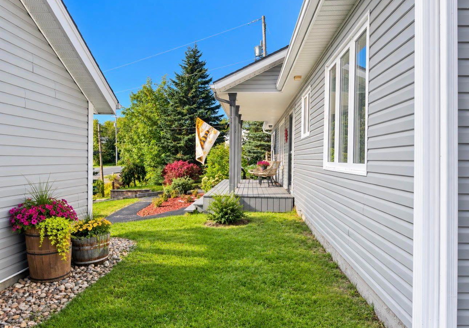 51-main-street-out-of-area-nf-x13839586