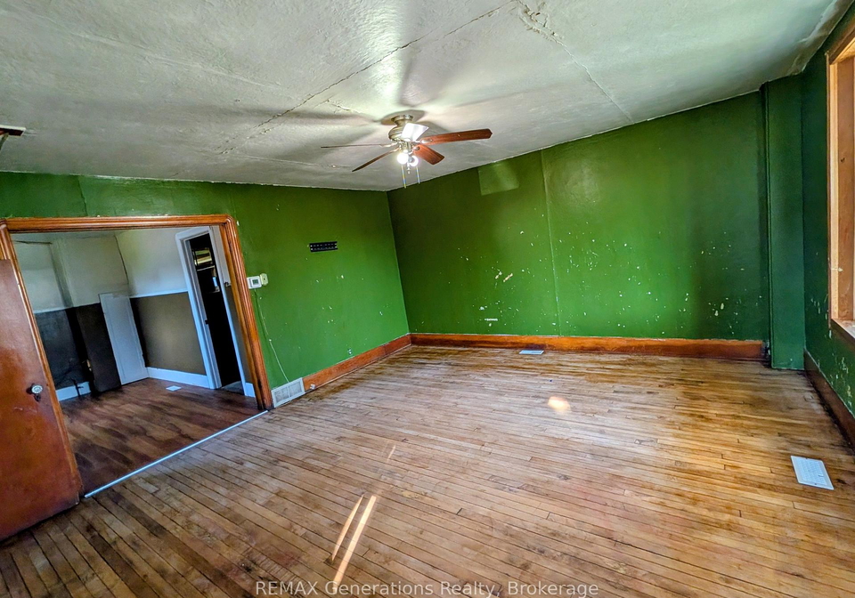 607-mcintosh-street-thunder-bay-ontario-x13839678
