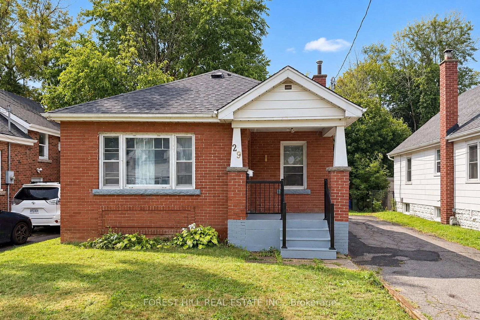 29-thorndale-street-s-hamilton-ontario-x13839894
