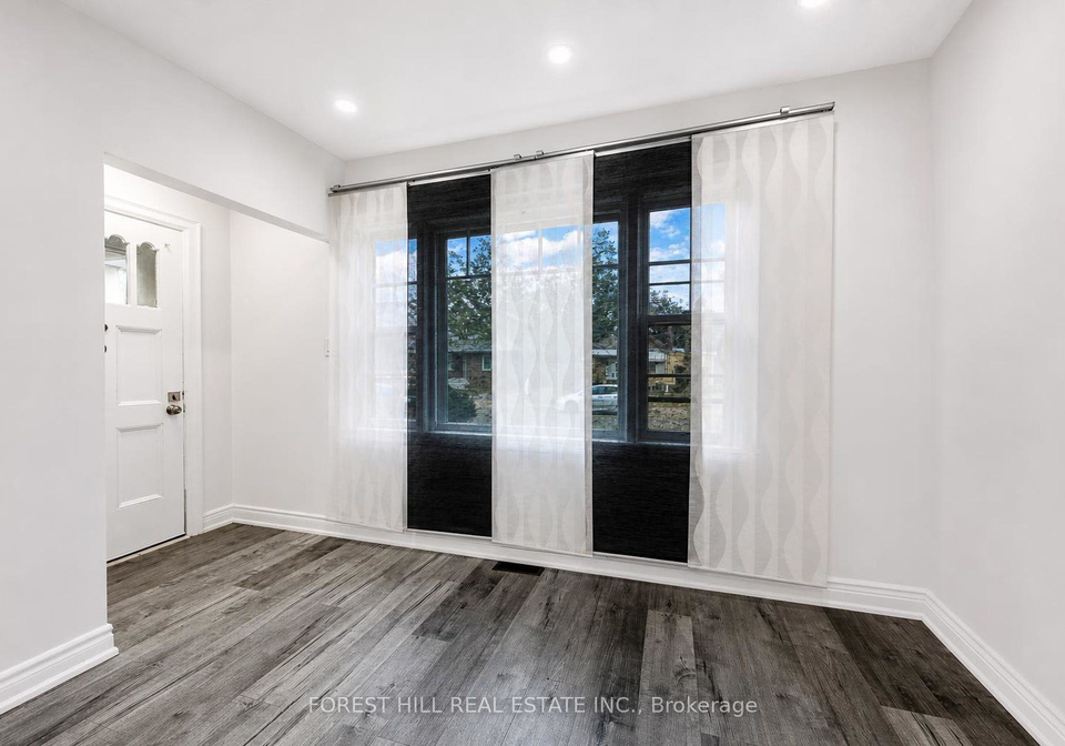 29-thorndale-street-s-hamilton-ontario-x13839894