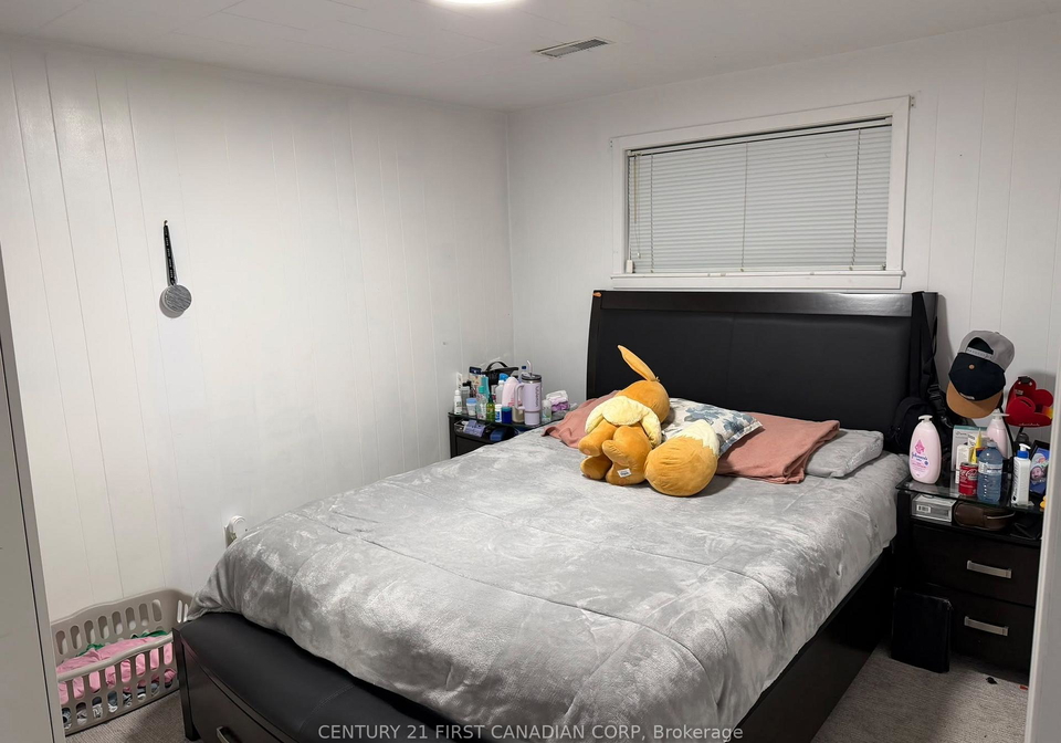 231-w-baseline-road-w-london-south-ontario-x13840028