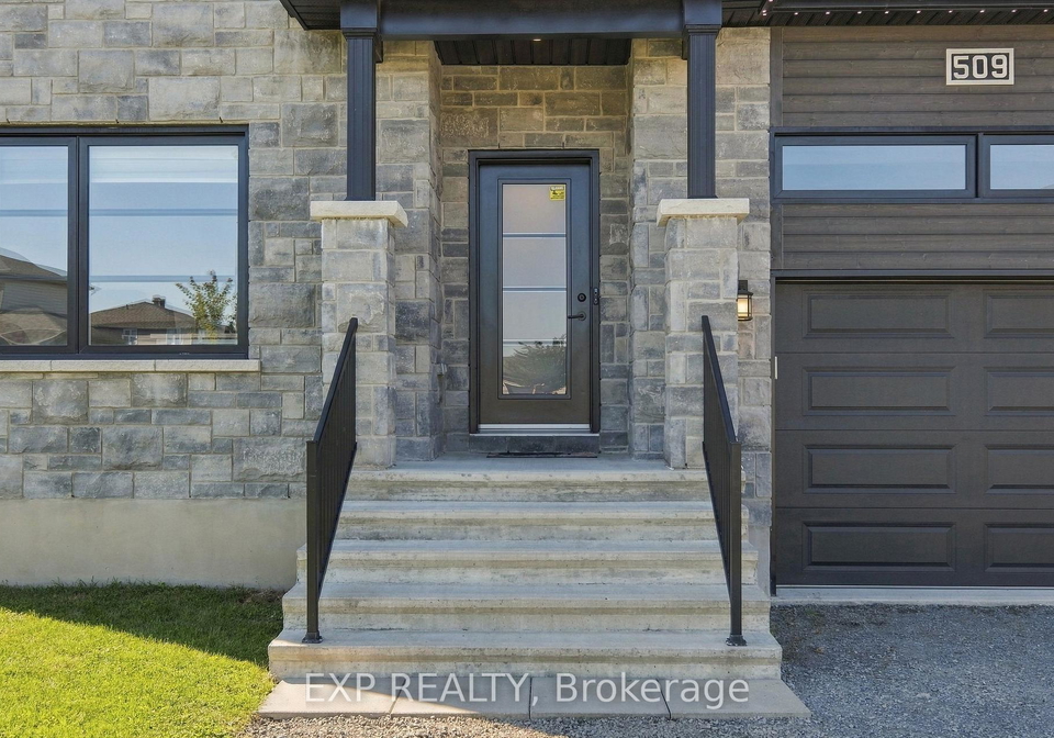 509-lucent-street-russell-ontario-x13840038