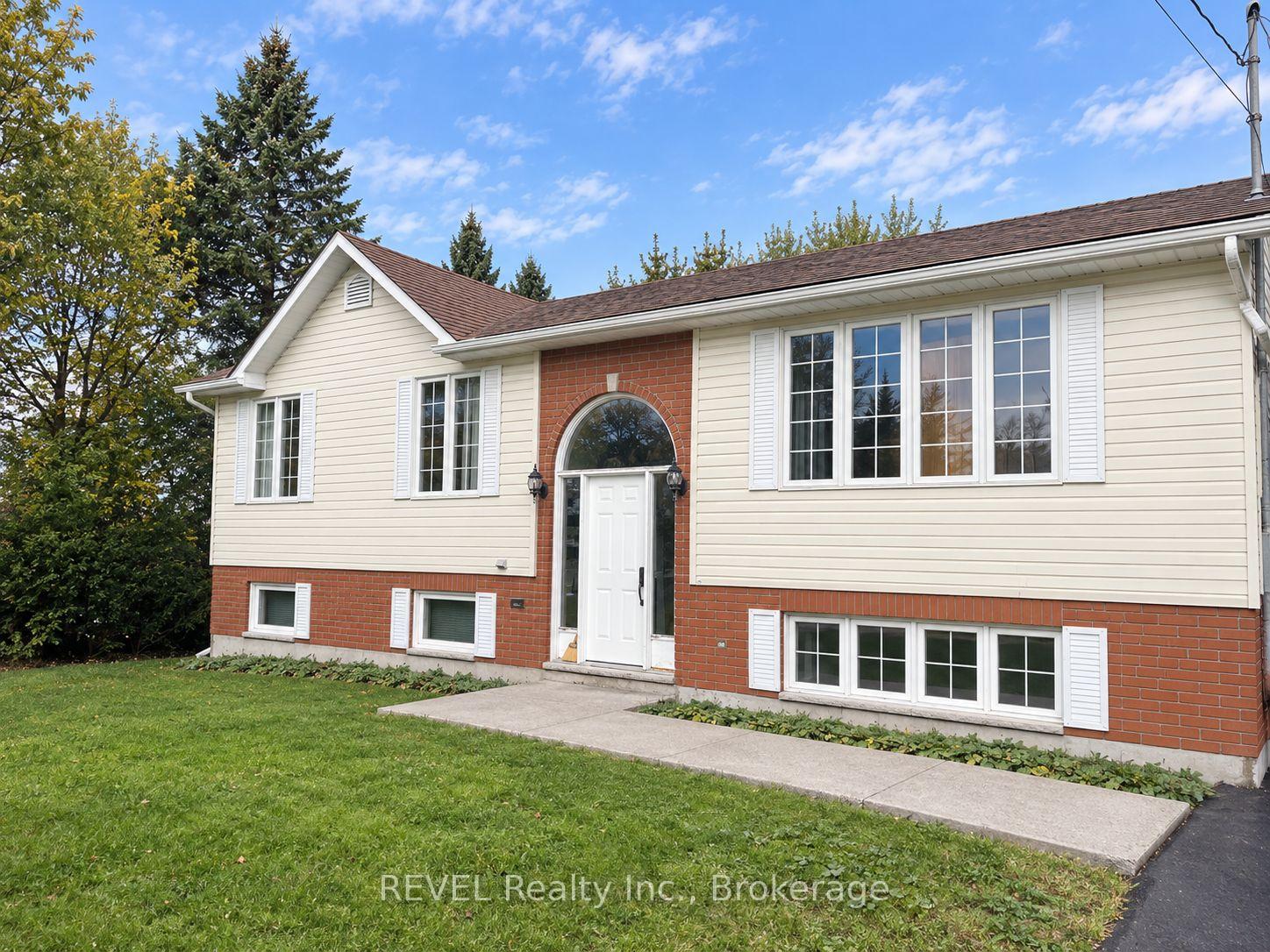 57-salisbury-road-prince-edward-county-ontario-x13840076
