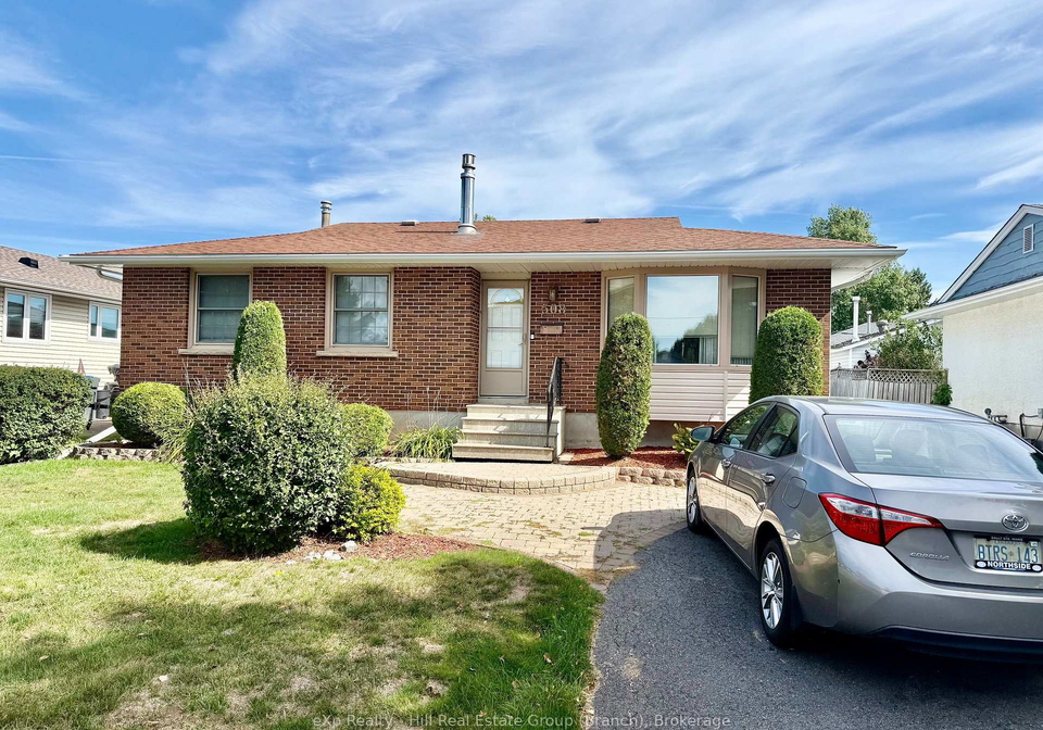 508-cambrian-crescent-thunder-bay-ontario-x13840124