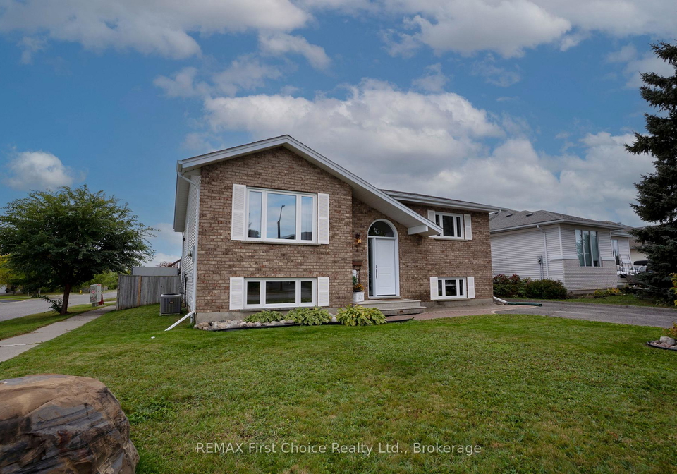 177-flamingo-drive-thunder-bay-ontario-x13840218