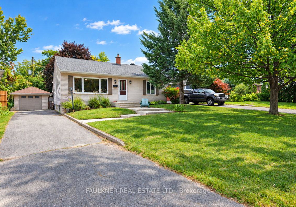 247-knox-crescent-ottawa-ontario-x13840348