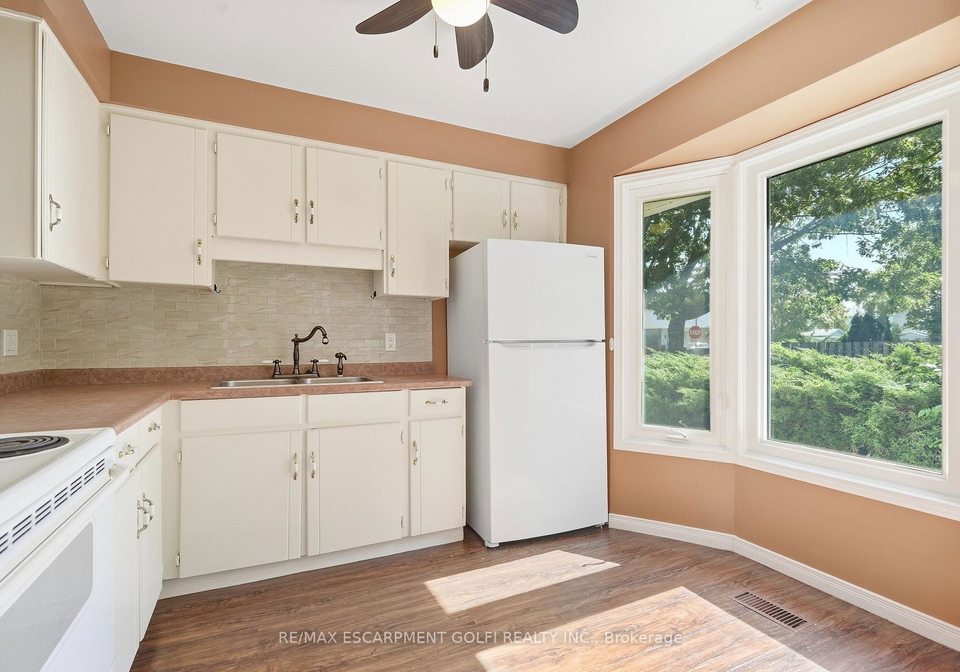 75-ventura-drive-st-catharines-ontario-x13840390