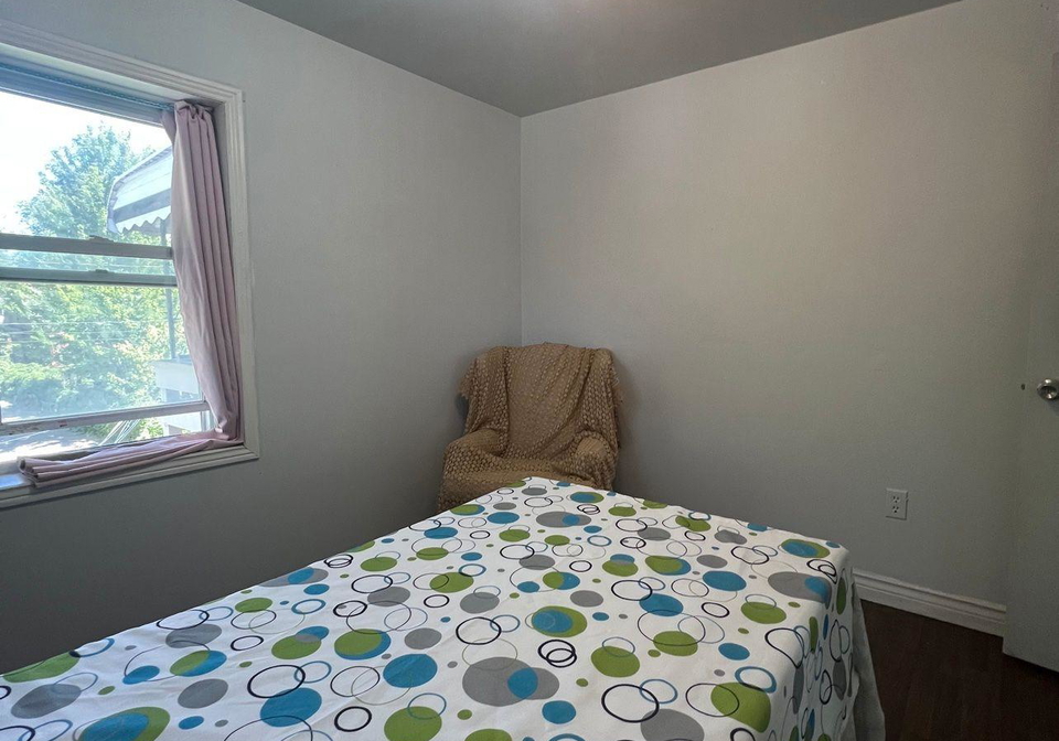 182-josephine-avenue-windsor-ontario-x13840554