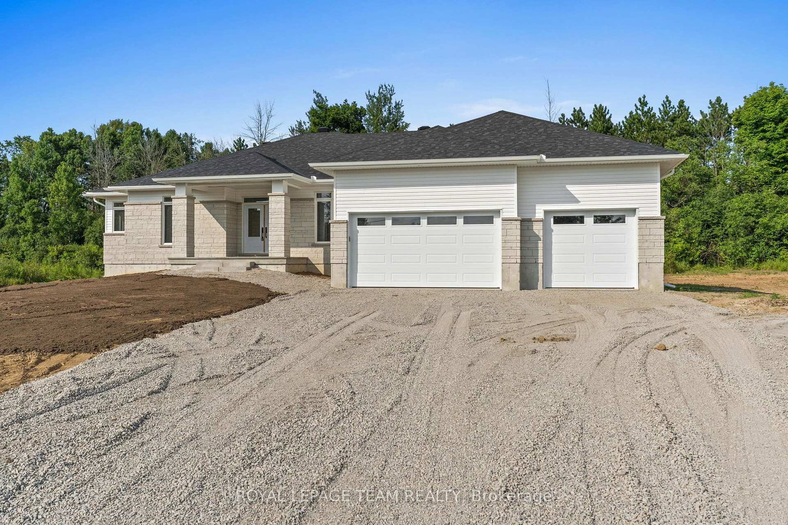 26-irvin-woermke-street-mcnabbraeside-ontario-x13840708