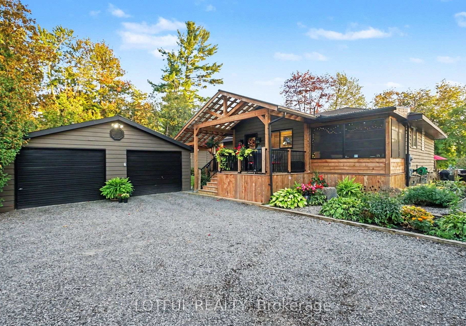 2420-pine-avenue-ottawa-ontario-x13840768