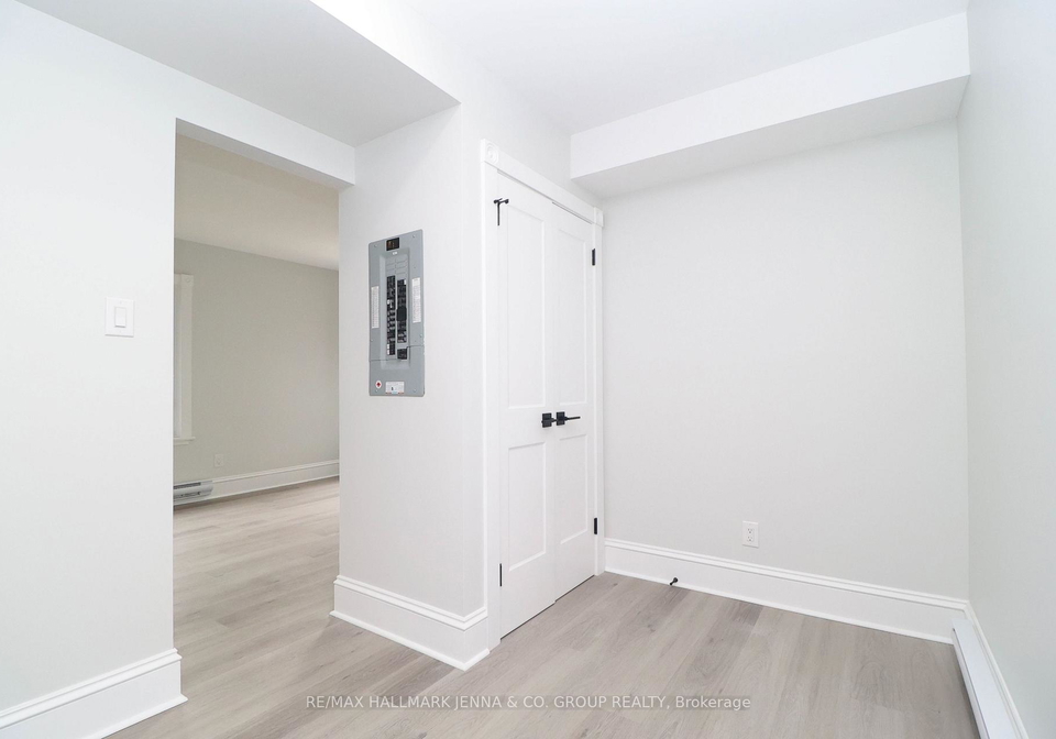 332-osgoode-street-ottawa-ontario-x13841014