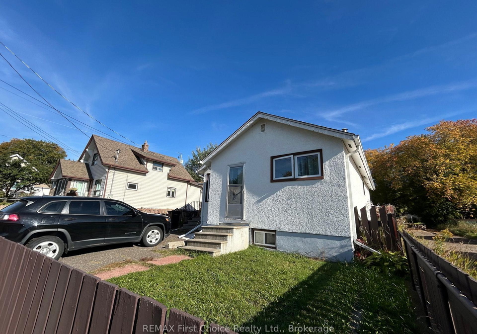 344-cornwall-avenue-thunder-bay-ontario-x13841022
