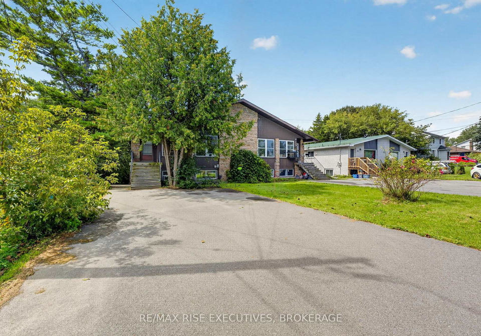 33-montgomery-boulevard-kingston-ontario-x13841038