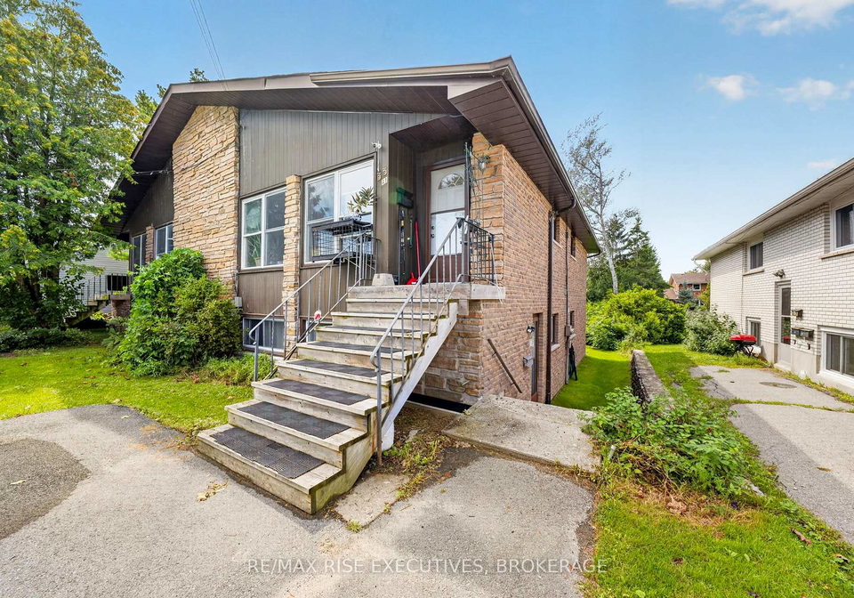33-montgomery-boulevard-kingston-ontario-x13841038