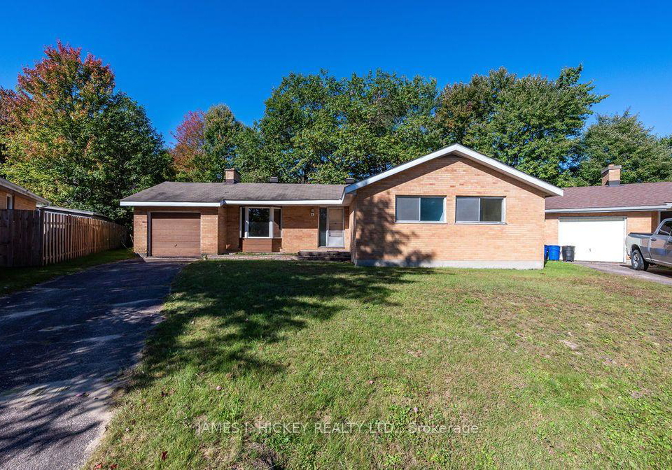 4-sheridan-court-deep-river-ontario-x13841450
