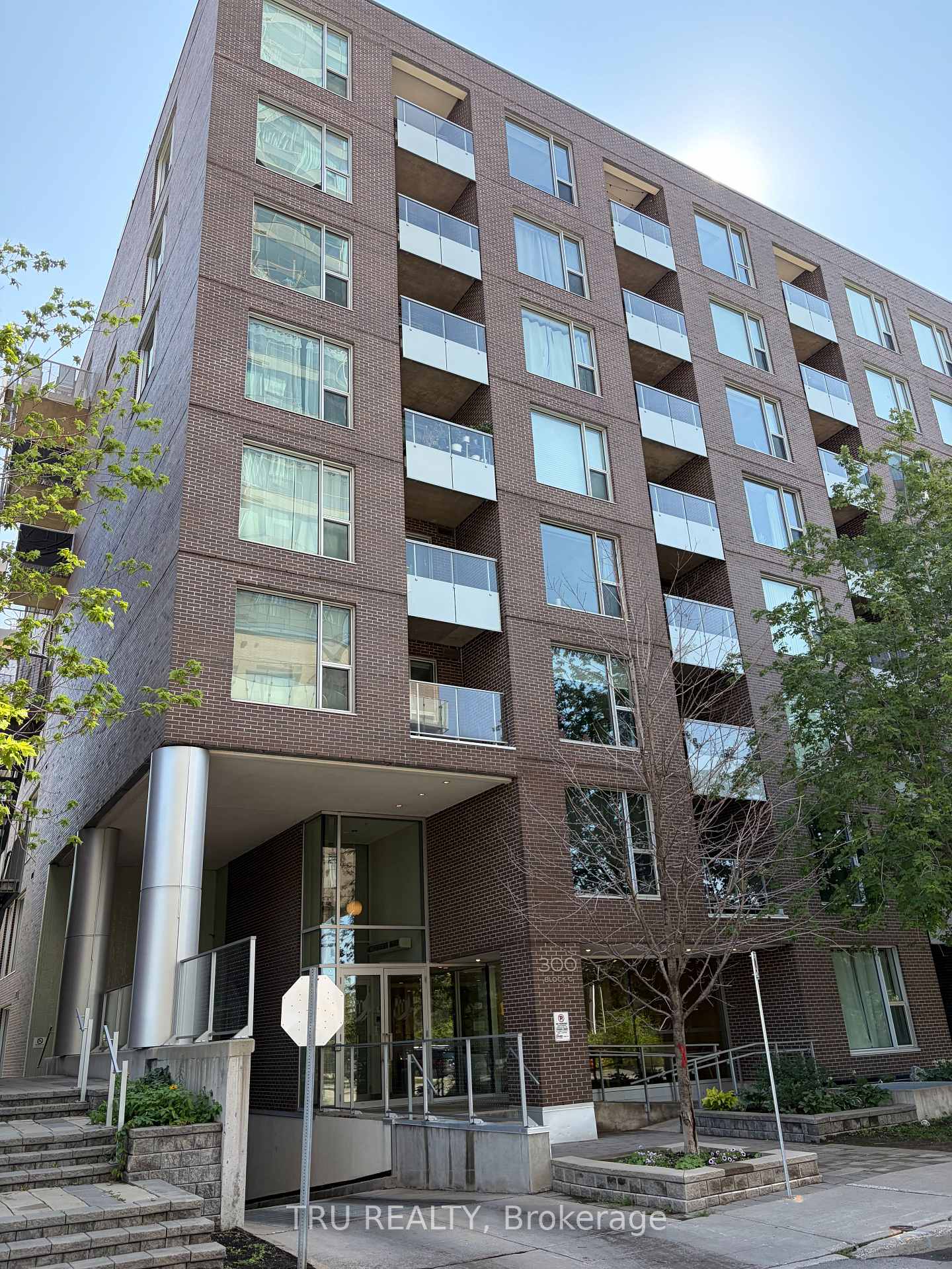 300c-lett-street-ottawa-ontario-x13841476