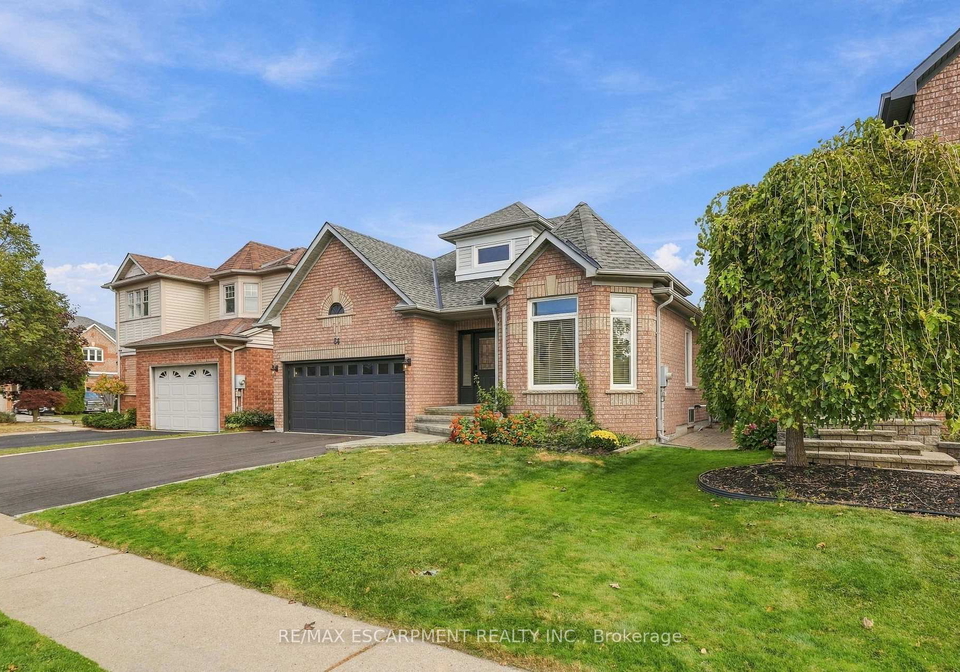 84-riley-street-hamilton-ontario-x13841514