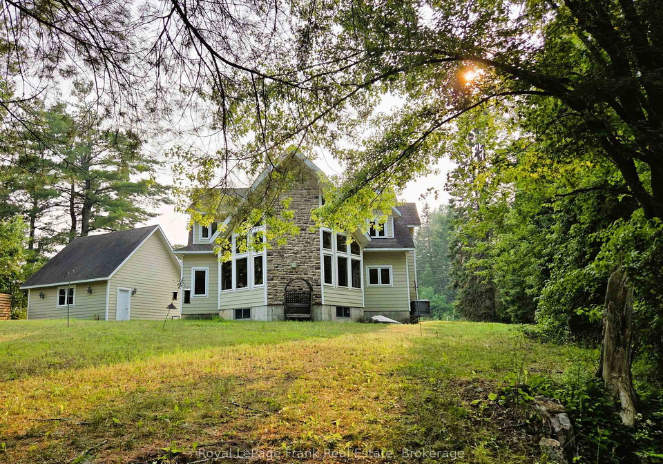 8847-highway-28-north-kawartha-ontario-x13841562