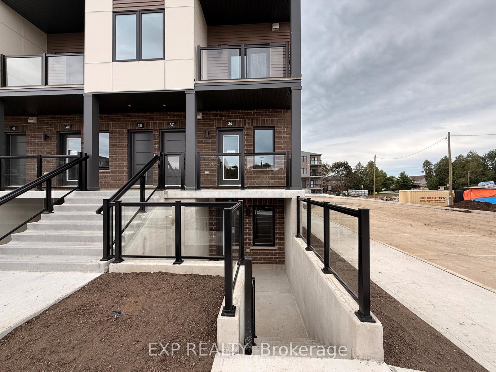 42-lowes-rd-west-road-guelph-ontario-x13841678