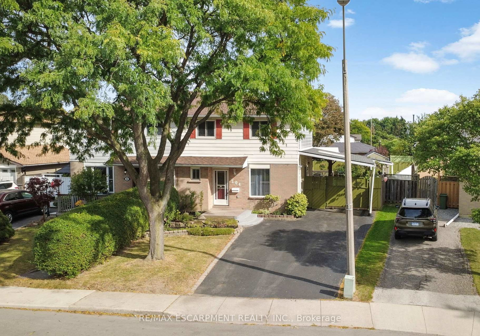 204-birchcliffe-crescent-hamilton-ontario-x13841864
