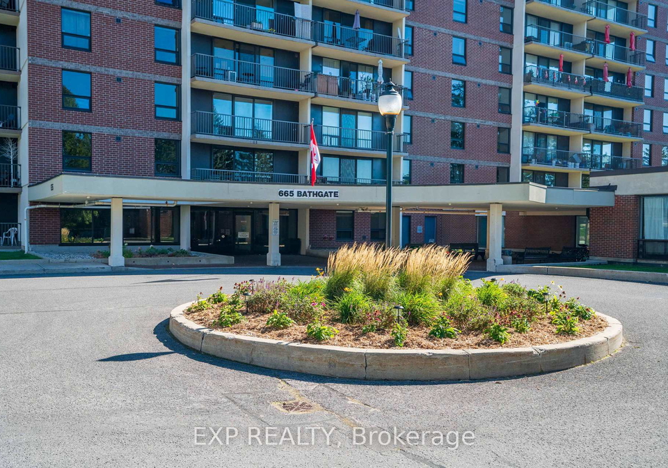 665-bathgate-drive-ottawa-ontario-x13841894