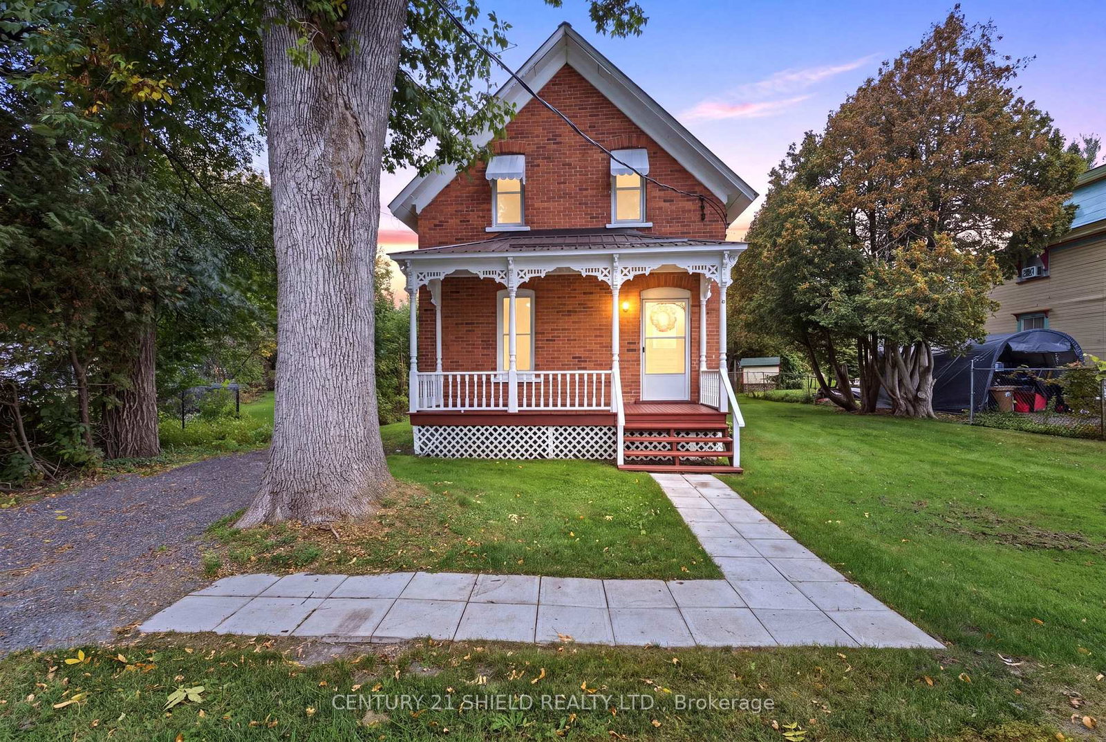 13-oak-street-south-glengarry-ontario-x13841956