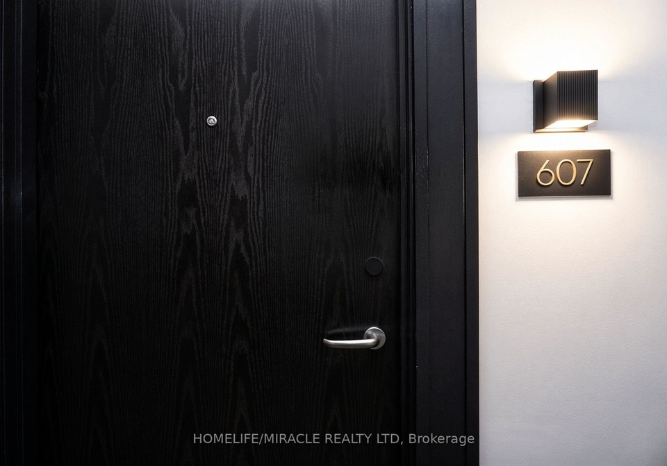 181-king-street-s-waterloo-ontario-x13842046