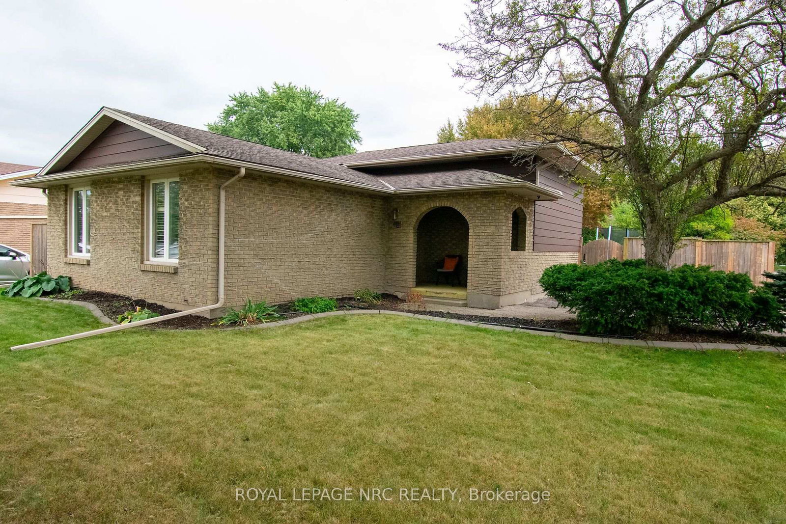 46-trelawn-parkway-welland-ontario-x13842316