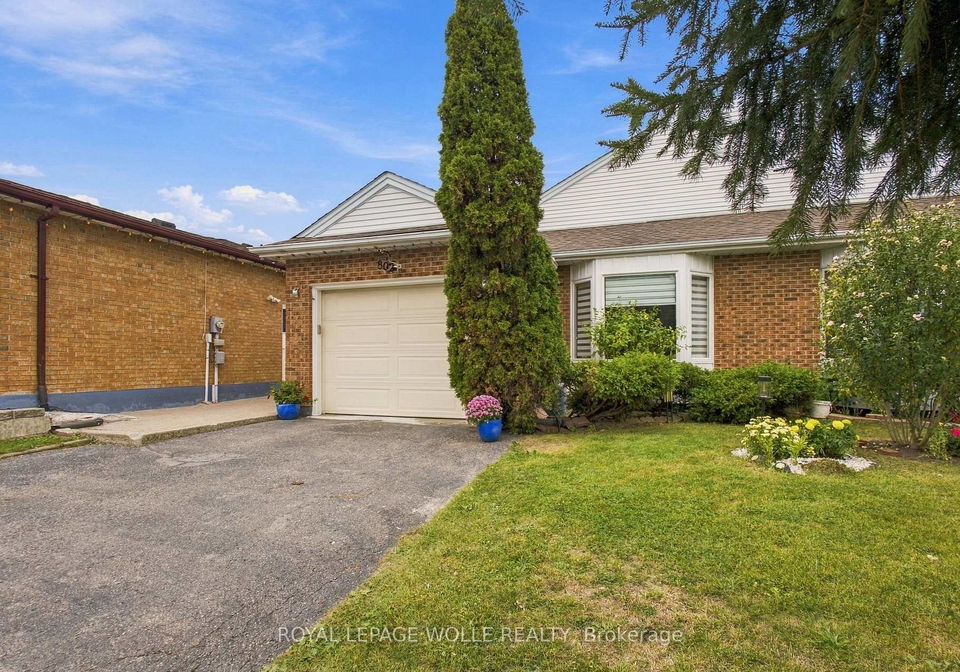 802-strasburg-road-kitchener-ontario-x13842452
