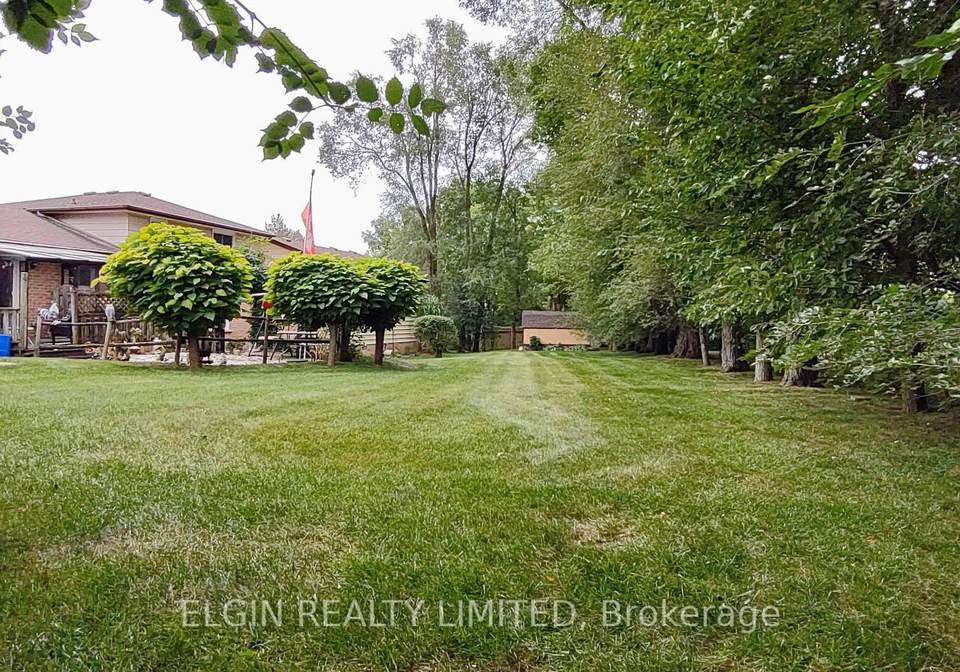 219-brentwood-crescent-central-elgin-ontario-x13842650