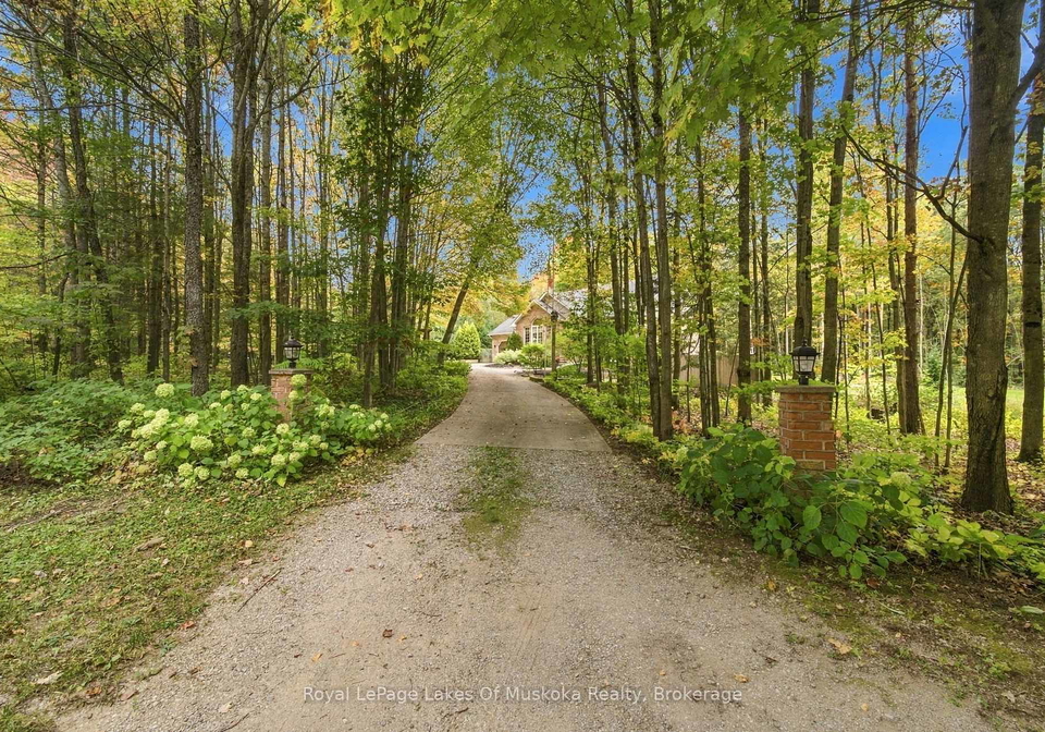 1002-joseph-place-gravenhurst-ontario-x13842668