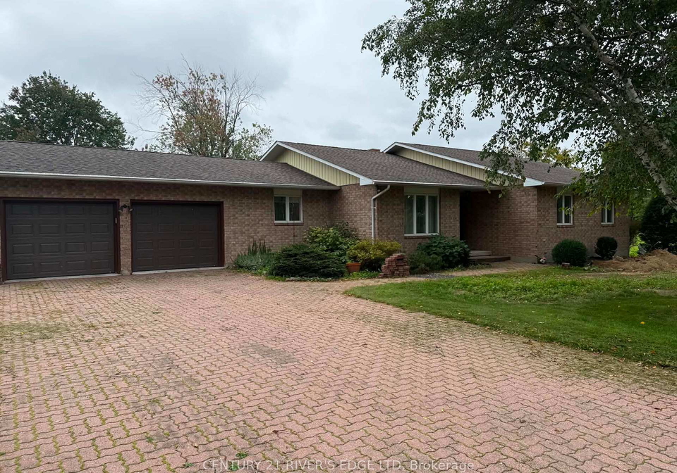11152-grisdale-boulevard-south-dundas-ontario-x13842676