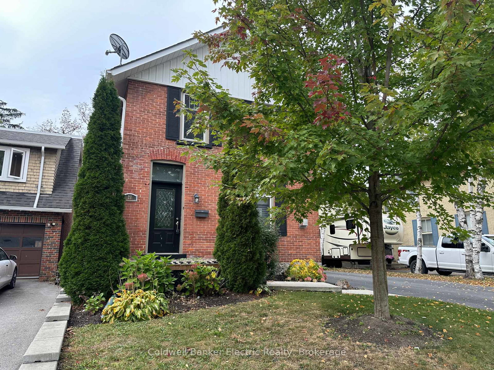 21-sussex-street-n-kawartha-lakes-ontario-x13842960