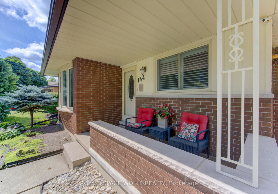144-holborn-drive-kitchener-ontario-x13843066