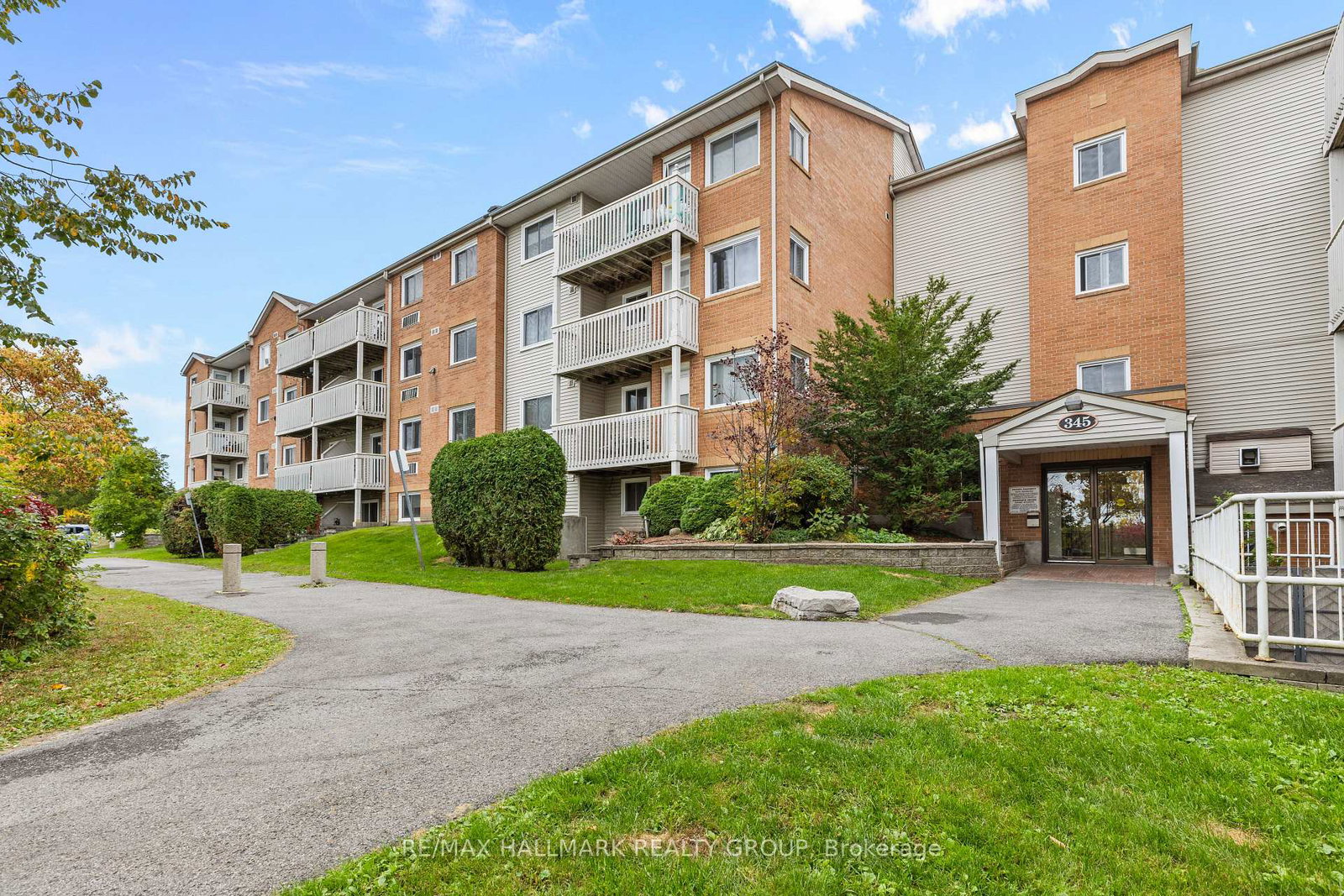 345-centrum-boulevard-ottawa-ontario-x13843100