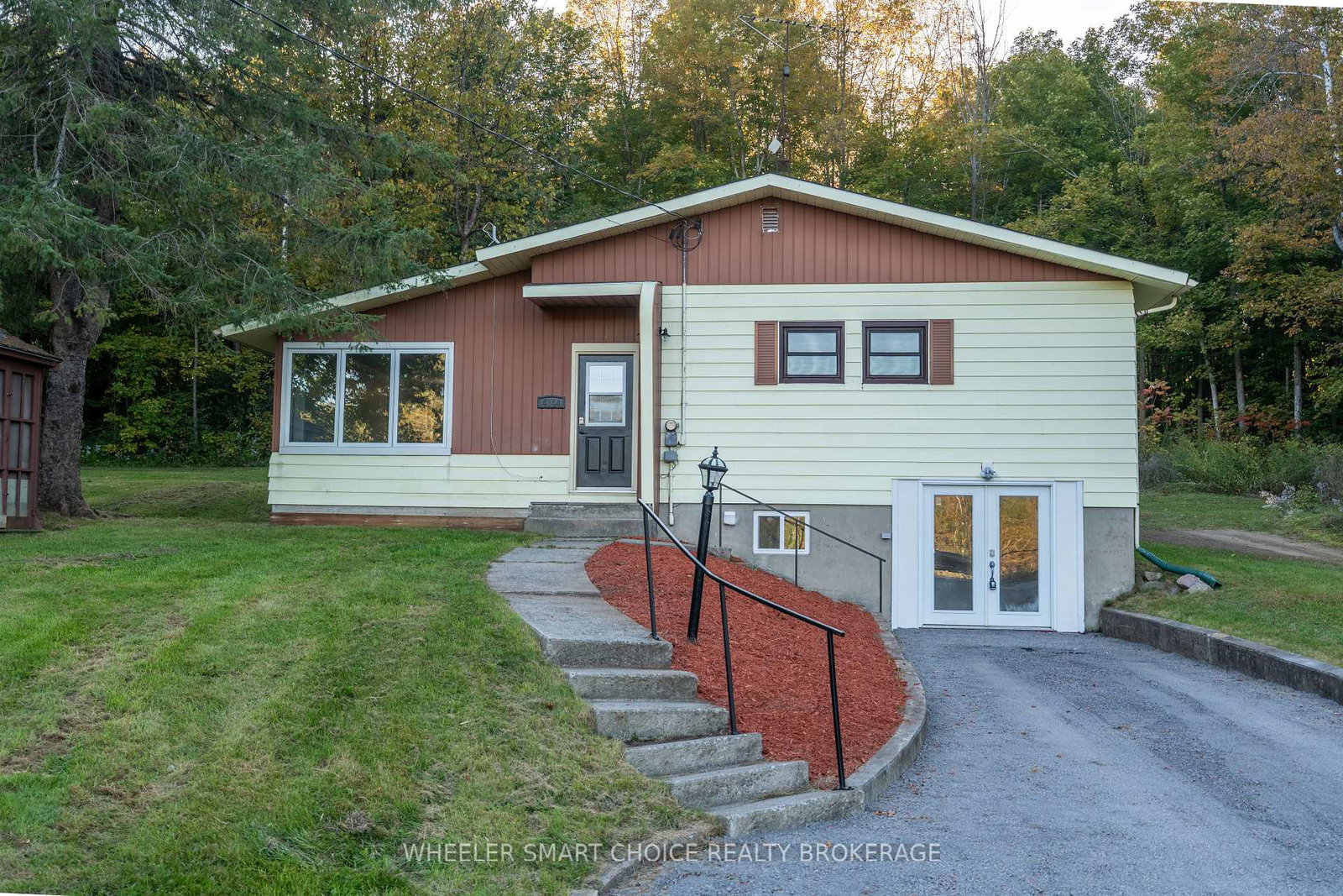 4344-138-highway-south-stormont-ontario-x13843252