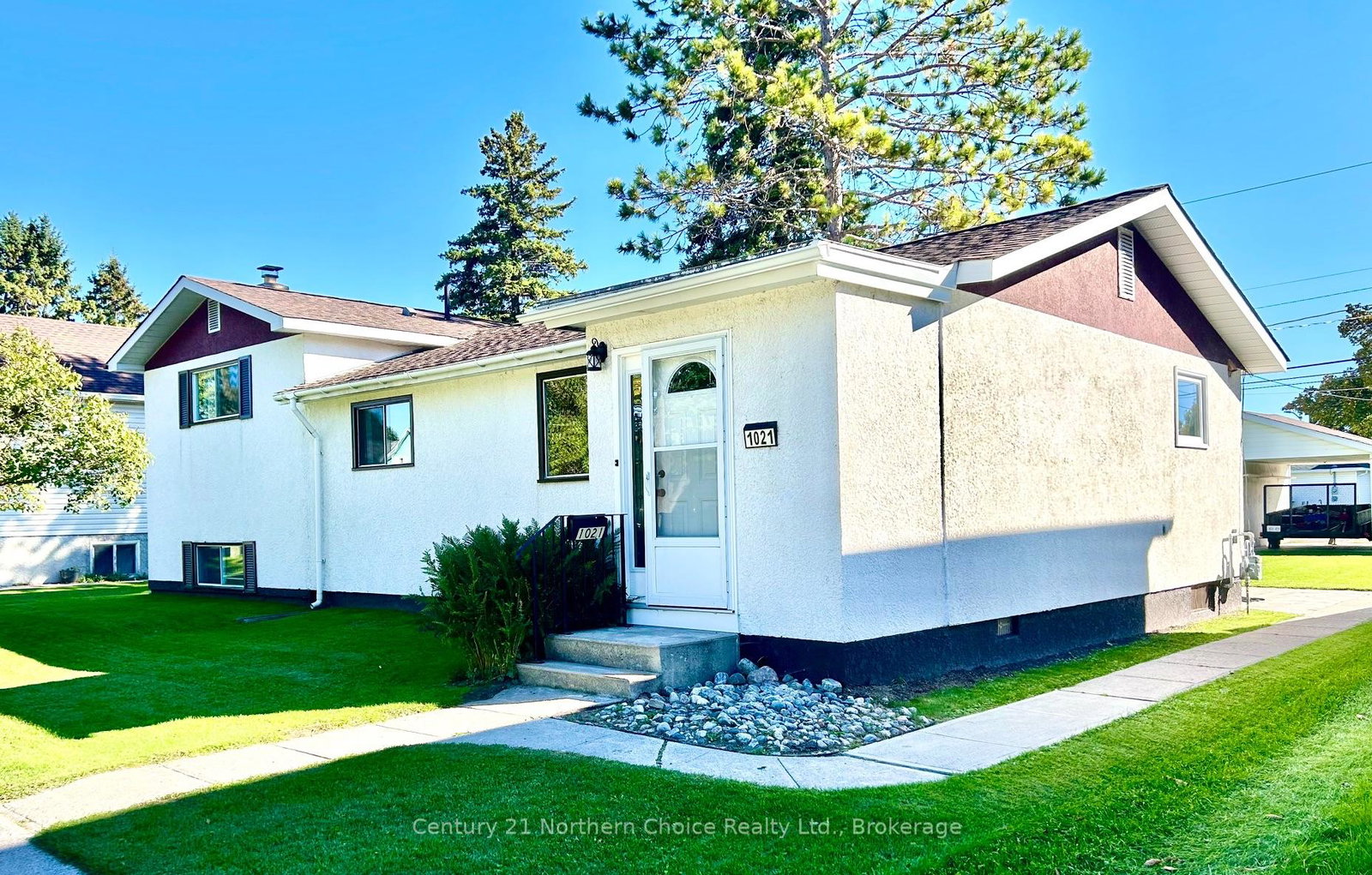 1021-third-street-e-fort-frances-ontario-x13843296